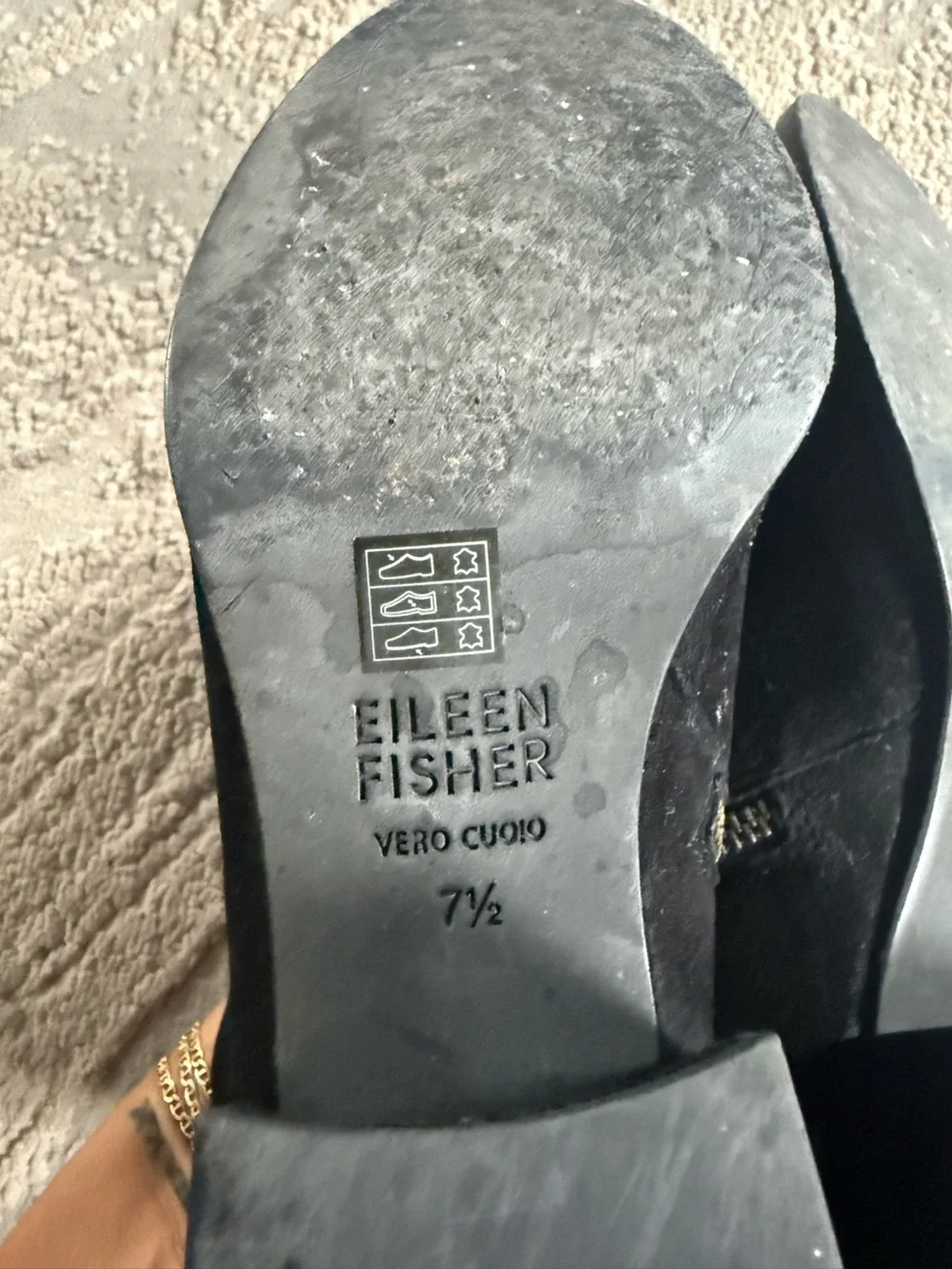 Eileen Fisher Black suede Leather ankle boots block heel 7.5